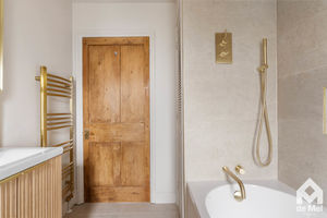 Photo 10- click for photo gallery